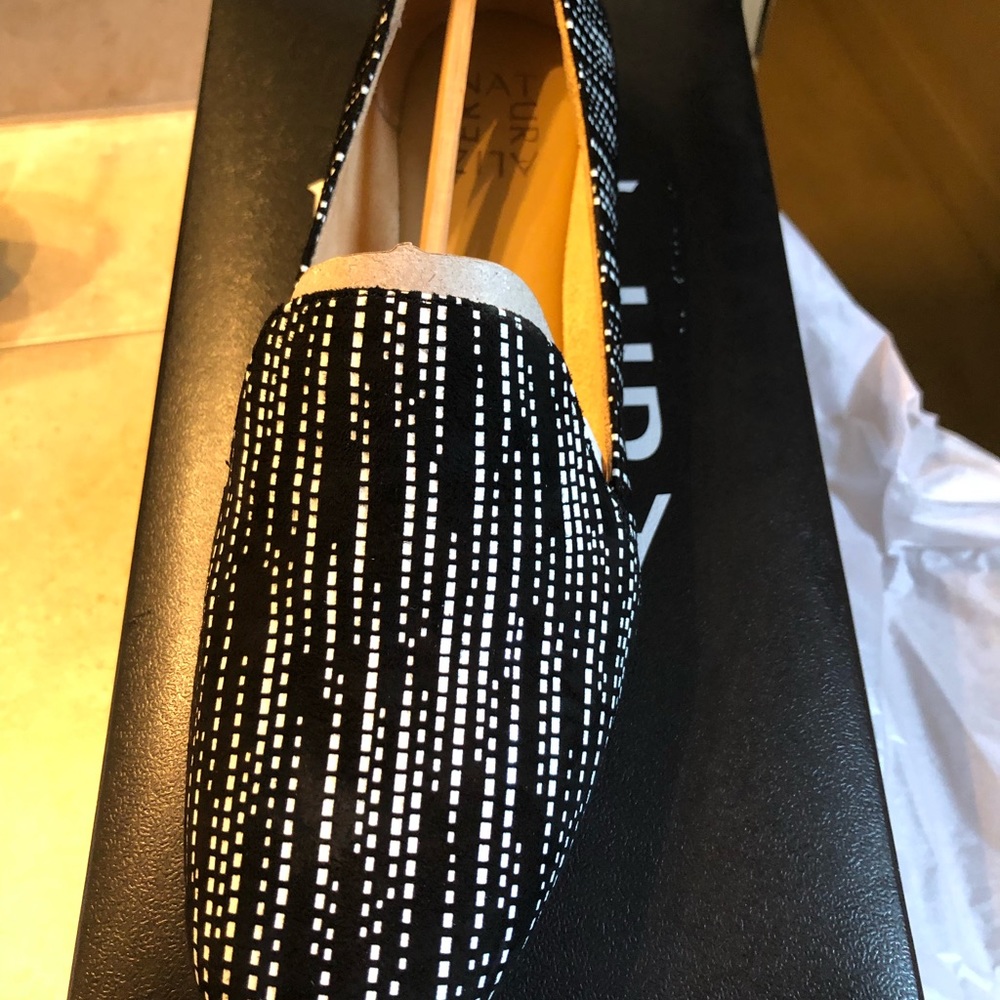 Black and white flats